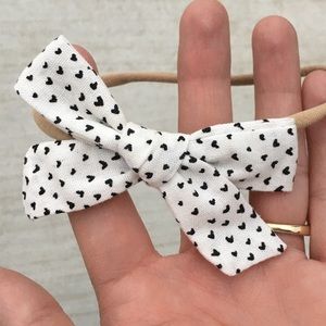 Little Poppy Co Mini Hearts Bow